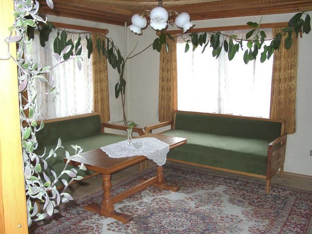 Guest Rooms Dona Koprivshtitsa Exterior photo