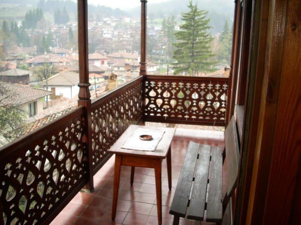 Guest Rooms Dona Koprivshtitsa Exterior photo